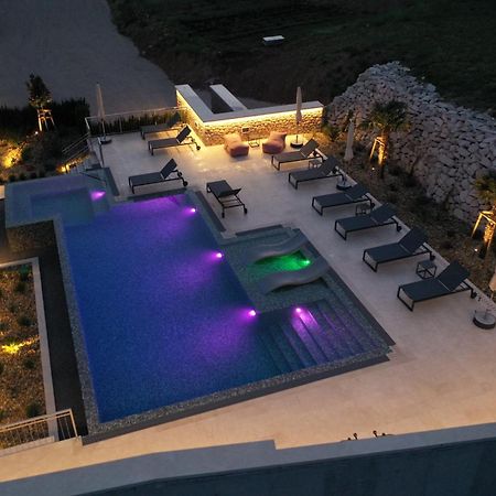 Grey House Daire Bol Dış mekan fotoğraf