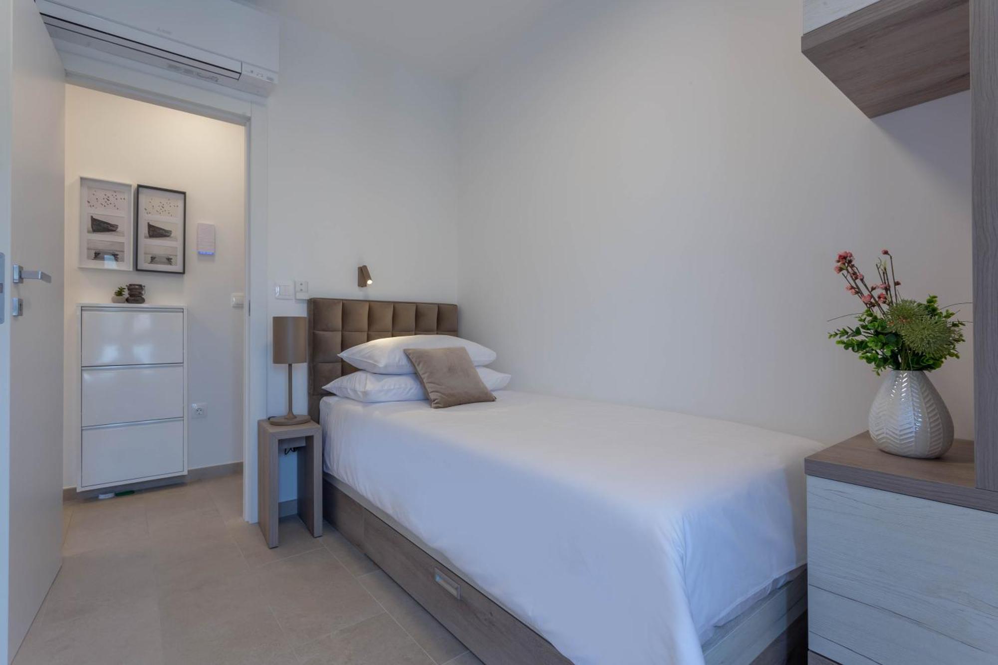 Grey House Daire Bol Dış mekan fotoğraf