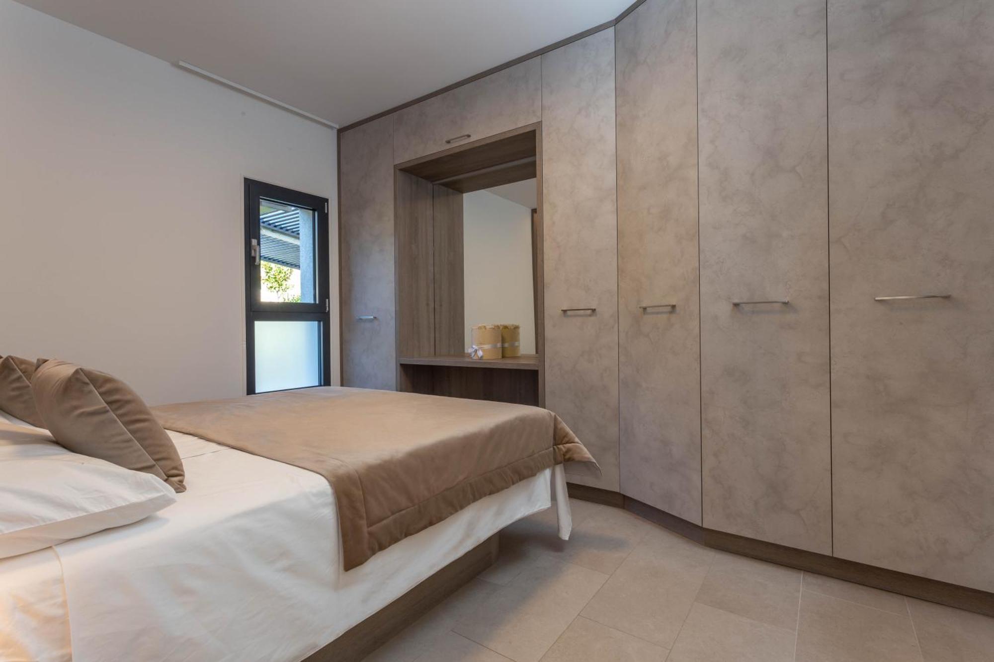 Grey House Daire Bol Dış mekan fotoğraf